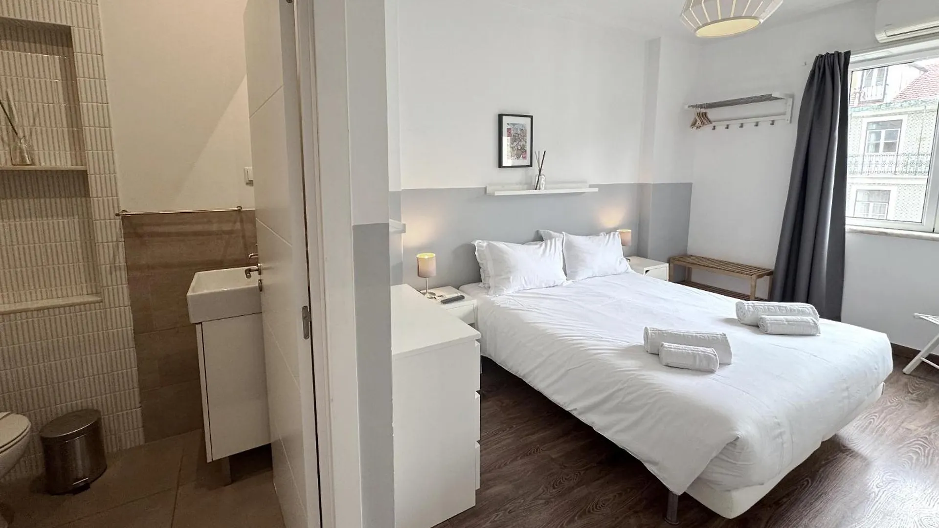 Lisbon Domus 74 By Amcf Apartment